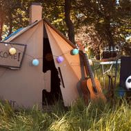 ダンボールでできたテント「KARTENT」－夏フェス向けに開発！ネコ用も？