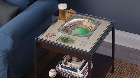 MLB球場を模したサイドテーブル「Stadium Replica End Table」