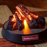 自宅で焚き火気分？ 炎のゆらぎをLEDで再現した「FireWood Home」タカラトミーアーツから
