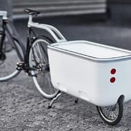 自転車を電動カーゴバイクにするBiomega「EIN」自転車側ではなくカーゴ側にモーターを搭載