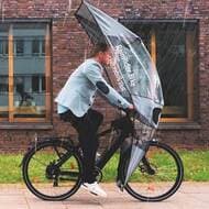 雨の日の自転車通勤を快適にするRainRider「Softtop」 足元までカバー＆駐輪時用のパーキングポジション装備