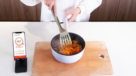 IHヒーター付きの鍋「Hopan」 “調理はキッチンで” という常識を壊すスマートクッキングポット