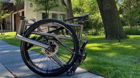 ほぼタイヤサイズに折り畳める自転車「HELIX」は今どうなってる？ 9.2kgモデル「Ultralight」発売や溶接ロボットの採用など