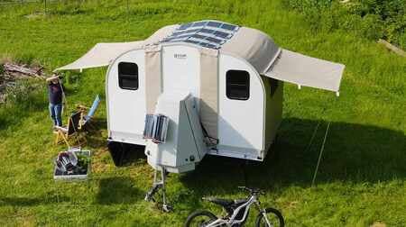 太陽光調理器のGoSunがキャンピングトレーラー「Camp365」を発表 移動時はコンパクトに折り畳み キャンプ場では展開して広い居住空間を実現