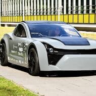 走りながらCO2を吸収する電気自動車「ZEM」 アイントホーフェン工科大学の学生らが公開