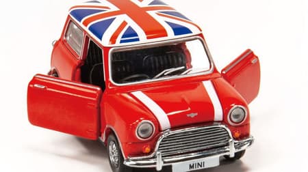 イギリスの人気車「ミニクーパー」のミニカー登場！赤いボディにユニオンジャックルーフモデル 内装まで精巧に再現 ドアやボンネットが開くギミックも