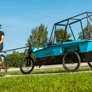 BeTritonの新しい水陸両用電動自転車トレーラーで水辺へGO！最新のキャンピングトライクカー！